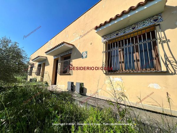 Casa/Villetta bifamiliare In Vendita
