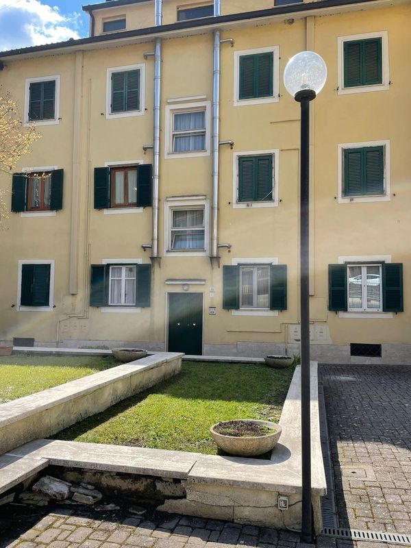 Appartamento In Vendita